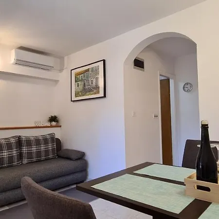 Moskatelo Apartment